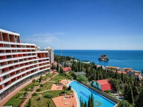 Surname Deluxe Apartments