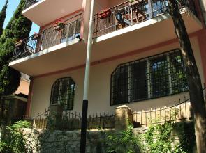 Primorskij Park Guest House