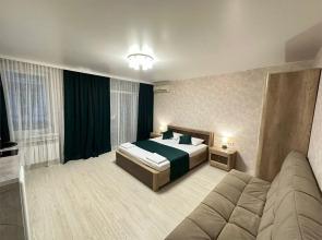 #3 Superior Junior Suite, 1st Line, Sea View (4 People) Apartments