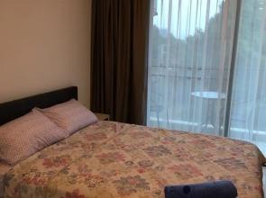 Thai Orange Magic Apartments