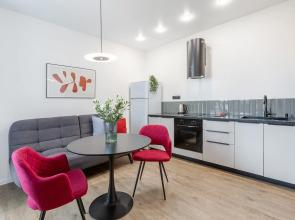 Rentplaza premium ryadom s parkom Gagarina Apartments