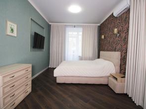 Yevrodvushka Ryadom S Ploschadyyu Svobody Flat