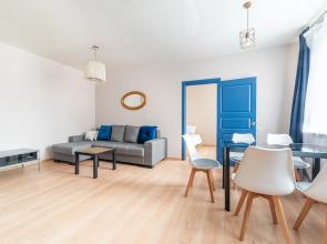 BelaTravel Yakuba Kolasa Flat