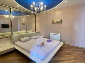 Na Tavricheskoy Apartments