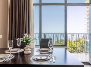 Orjonikidze 11/1 Flat 6