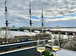 Vidovaya Na Petrovskoy Naberezhnoy Flat