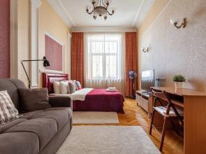 Uluchshennye S Kaminom Apartments