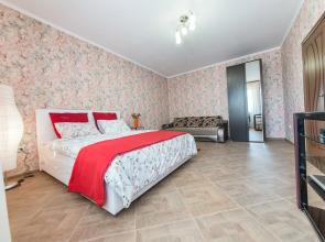 Na 12 Etazhe Ryadom s Safari-Parkom Apartments