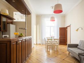 Shikarnaya Kvartira Okolo Ermitazha Apartments