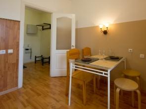 Samyj Centr Lotos Aparts Apartments