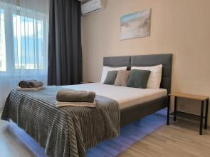 2-K V 15 Minutakh Ot Morya Apartments