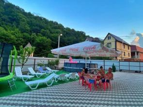 Zvyozdny Guest House