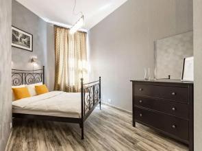 Na Griboyedova 2B Apartments