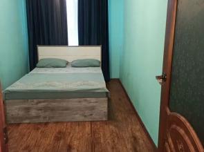 Na Karagandinskoy Ulitse 45А Flat