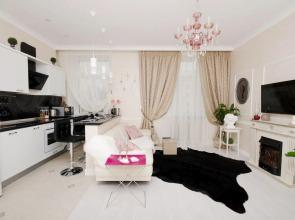 Roskoshnye Na Nezavisimosti Apartments