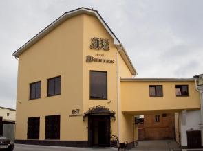Vintazh Hotel