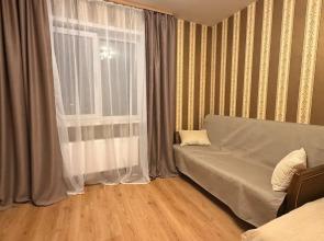 Posutochno - uyutnoye retro-gnezdyshko pochti v samom tsentre Flat