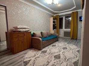 Derek Na Universitetskoy Apartments