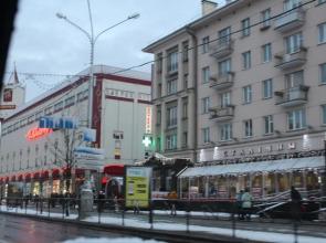 Nezavisimosti 52 Apartments