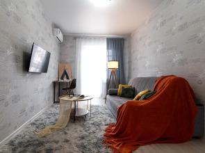 KEY2HOME na Sarmatskoj Flat