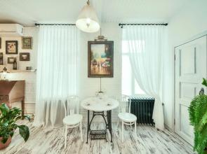 Krasivaya Studiya v Tsentre Goroda Flat