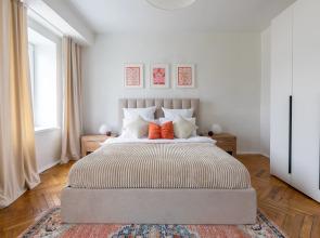 Na kanale Griboyedova Flat