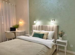 3k na Sadovoj Karetnoj Cvetnoj Bulvar Apartment