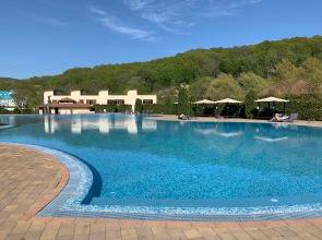 Villadzhio Femili  Villa