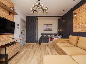 Loft na Bolnichnom Pereulke 1/2 Apartments