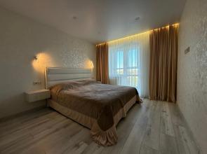 Uyutnaya S Krasivym Vidom Na Gory Flat