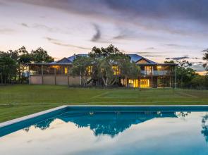 Tranquilo Beach House Guest House