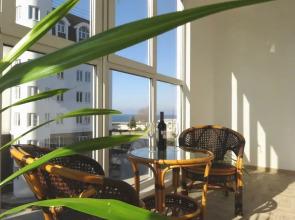 2-H Komnatnyie S Vidom Na More Apartments