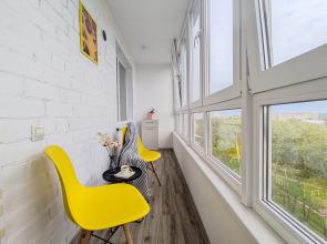 Na Vologodskoy Apartments