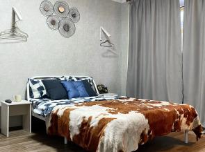 Na Bulvare 50 Let Oktyabrya 32 Flat