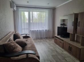 Na Atamanskoy 42B Apartments