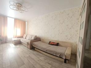 Na Ulitse Aksakova 28 (3 Etazh) Flat