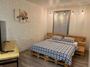 Stilnaya Uyutno Vsem Yasnii Bereg Flat