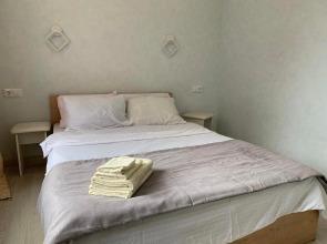 Schastlivaya Matreshka na Lomonosova 98 Flat