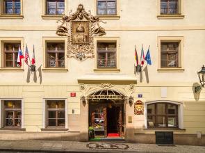 The King Charles Hotel