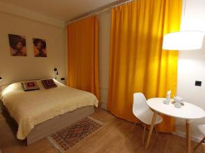 Tropicana V Tsentre Goroda Apartments