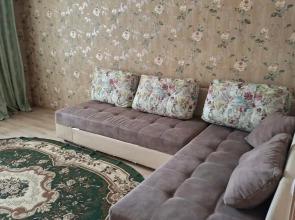 Na Ulitse Bogomyakogo 107 Flat