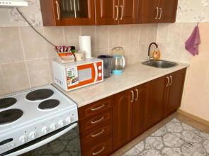 Kvartira V Yuzhnom Rayone Goroda Lodging House