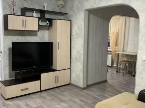 Dvukhkomnatnaya Prosveshcheniya 106A Flat