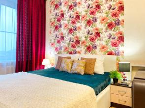 Akvarel Na Gor'kogo 102 Apartments