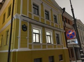 Apartments Okolo Kremlya