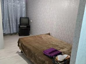 Dvukhkomnatnaya Na Novo-Vokzalnoy 110 Flat