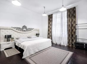 Lenina 15 Apartments