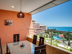 Lyuks 107 s Vidom na More Apartments