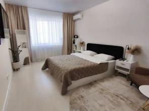 Na Dobrolyubova Flat