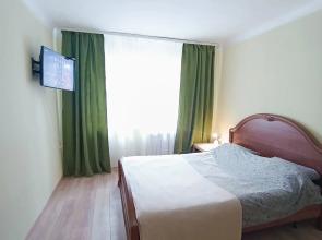 Flat Sovremennaya Udobnaya Kvartira U Naberezhnoy